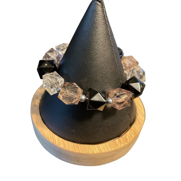 Chunky Geometric Beaded Bracelet With Black Clear Faceted Beads Elastic Strand - Picture 3 of 3